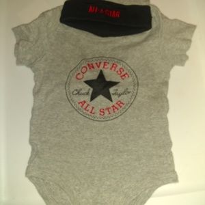 Unisex Baby Converse and Gerber Set